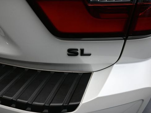 Used 2021 Nissan Armada SL w/ Midnight Edition Package image 5