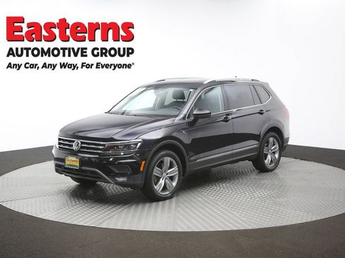 Used 2019 Volkswagen Tiguan SEL Premium AWD/4WD image 58