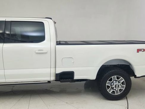 Used 2023 Ford F350 Lariat w/ Tow Technology Package image 11