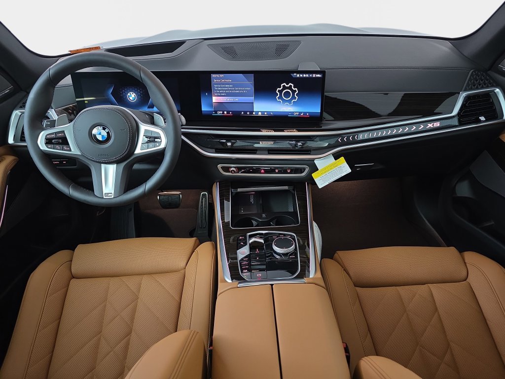Used 2026 BMW X5 xDrive40i w/ M Sport Package AWD/4WD image 9