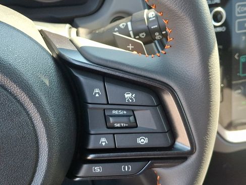 Certified 2025 Subaru Crosstrek 2.5i Limited image 23