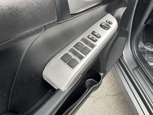 Used 2012 Toyota Camry SE image 26