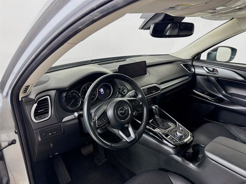 Used 2023 MAZDA CX-9 Touring image 9