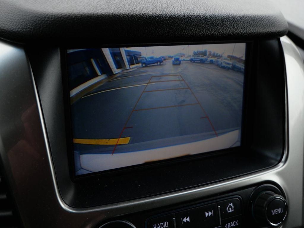 Used 2019 Chevrolet Suburban LT AWD/4WD image 31