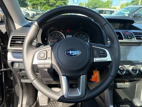 Used 2018 Subaru Forester 2.5i Premium w/ Popular Package #2A AWD/4WD image 14