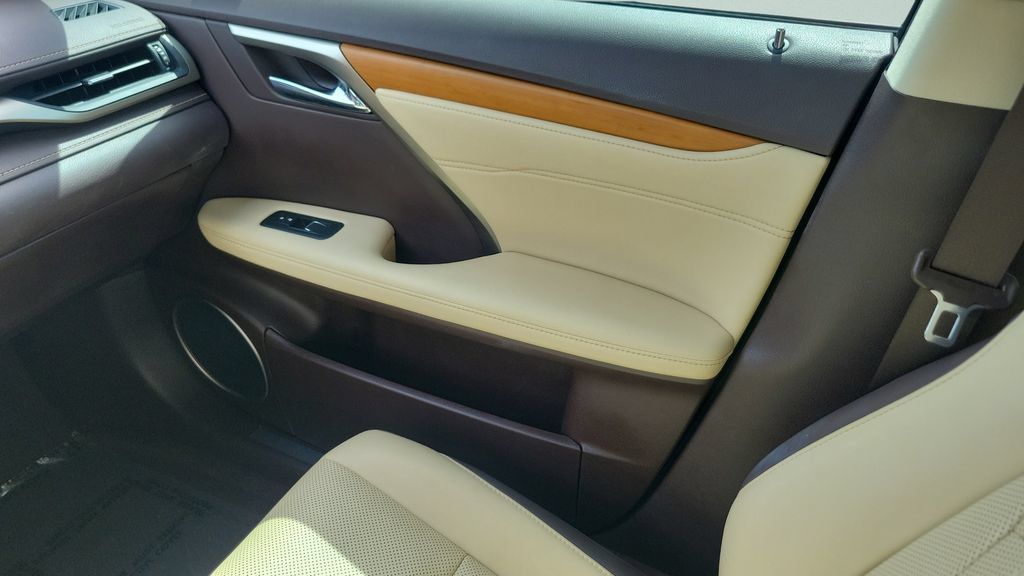 Used 2018 Lexus RX 350 FWD w/ Premium Package image 13