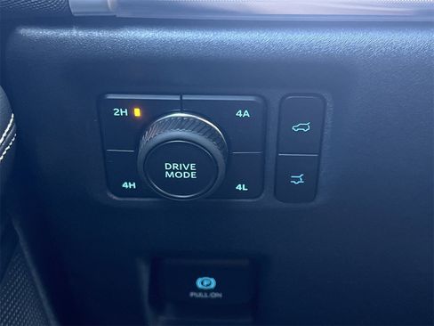 New 2025 Ford Expedition Platinum w/ Stealth Performance Package image 15