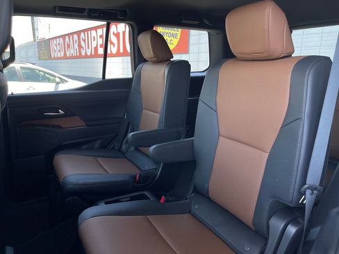 Used 2026 Lexus GX 550 w/ Cold Area Package AWD/4WD image 20