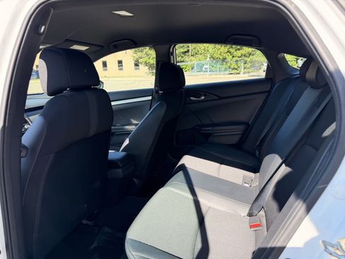 Used 2020 Honda Civic Sport image 23