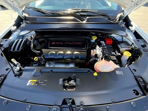 Used 2022 Jeep Compass Latitude image 9