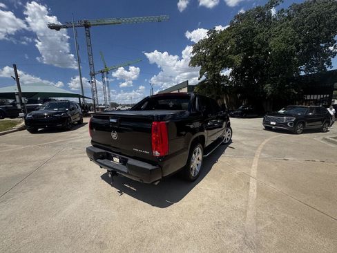 Used 2008 Cadillac Escalade EXT AWD/4WD image 5