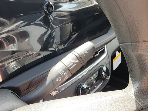 New 2026 Buick Envista Preferred image 21