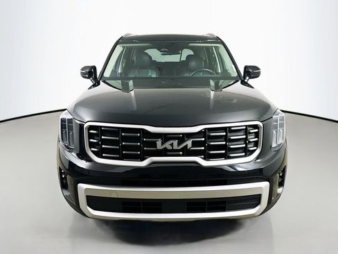 Used 2025 Kia Telluride S image 2