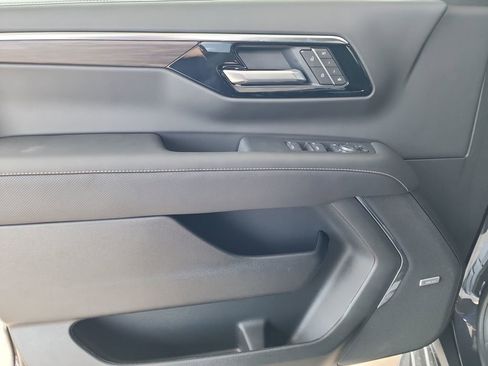 New 2026 Chevrolet Suburban Premier w/ Sun And Tow Package image 11