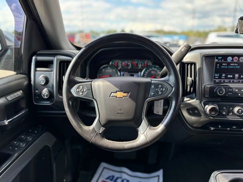 Used 2018 Chevrolet Silverado 1500 LTZ Z71 image 16