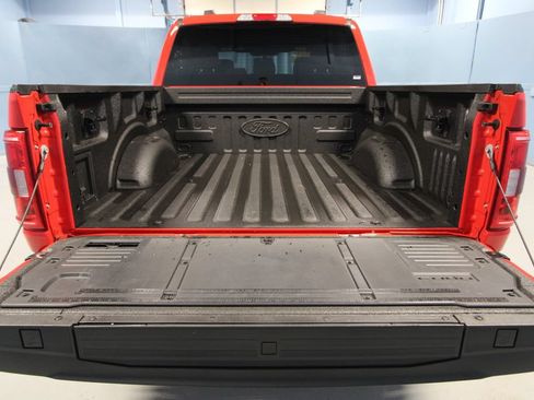 Used 2023 Ford F150 Lariat AWD/4WD image 36