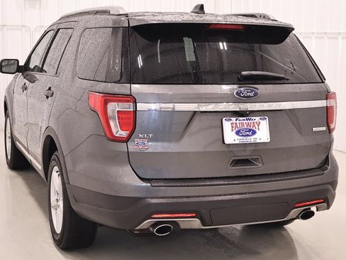 Used 2018 Ford Explorer XLT w/ Class II Trailer Tow Package FWD image 7