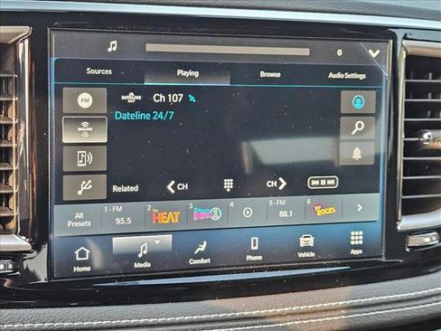 New 2027 Chrysler Pacifica Select FWD image 12