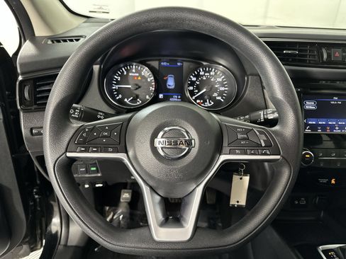 Used 2021 Nissan Rogue Sport S FWD image 14