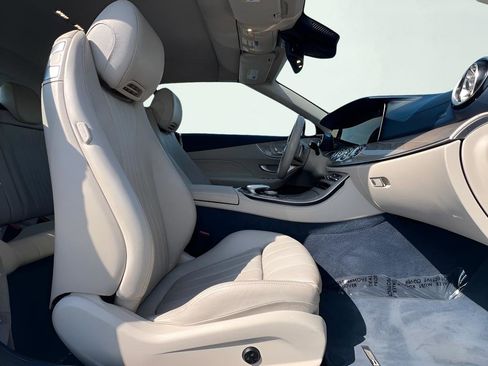 Used 2021 Mercedes-Benz E 450 Cabriolet image 25