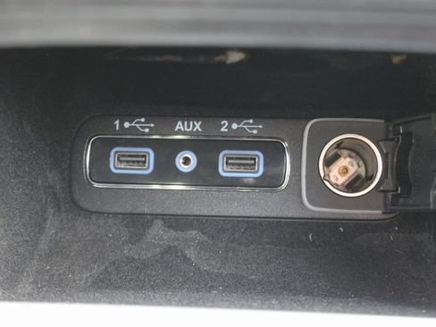 Used 2018 Jeep Grand Cherokee Limited image 10