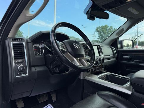 Used 2016 RAM 1500 Laramie w/ Convenience Group AWD/4WD image 14
