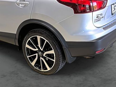 Used 2018 Nissan Rogue Sport SL w/ SL Premium Package AWD/4WD image 11