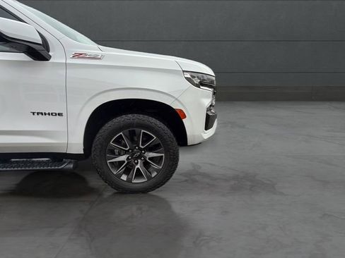 Used 2022 Chevrolet Tahoe Z71 w/ Luxury Package AWD/4WD image 14