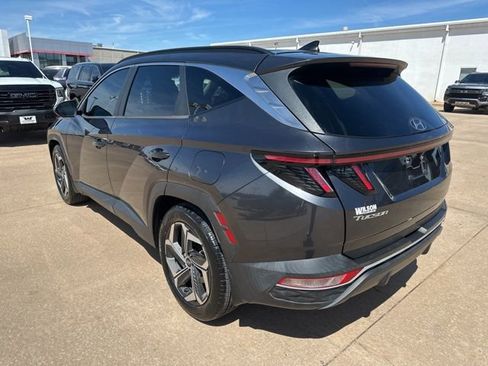 Used 2022 Hyundai Tucson SEL w/ Convenience Package FWD image 3