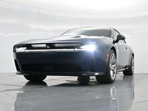 New 2025 Dodge Charger Daytona Scat Pack w/ Track Pack AWD/4WD image 32