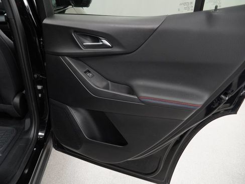 Certified 2025 Chevrolet Equinox RS w/ Safety and Technology Package FWD image 30