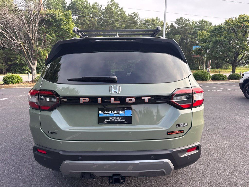 New 2026 Honda Pilot TrailSport image 4