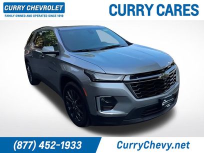 Used 2023 Chevrolet Traverse RS