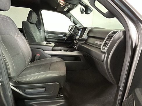 Used 2019 RAM 1500 Big Horn AWD/4WD image 34