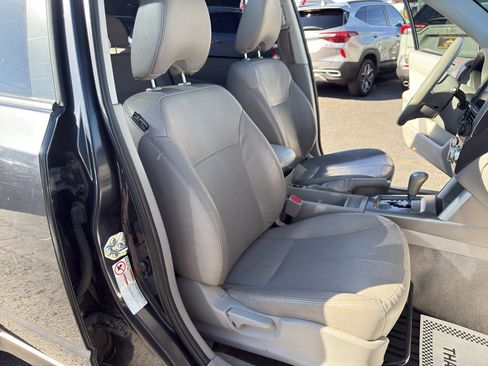 Used 2010 Subaru Forester 2.5X Limited AWD/4WD image 20