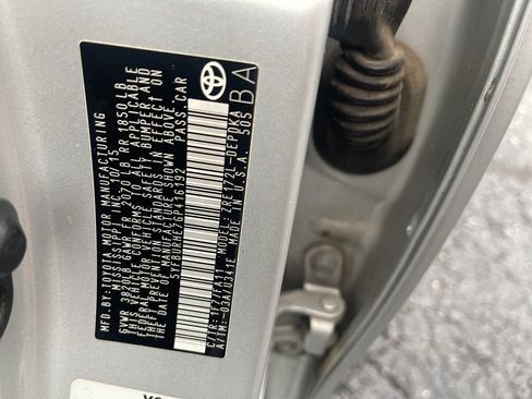 Used 2016 Toyota Corolla L FWD image 29