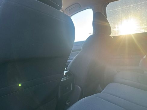 Certified 2025 Nissan Pathfinder SV FWD image 34