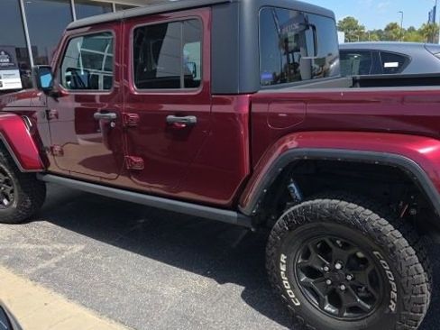 Used 2022 Jeep Gladiator Willys image 7