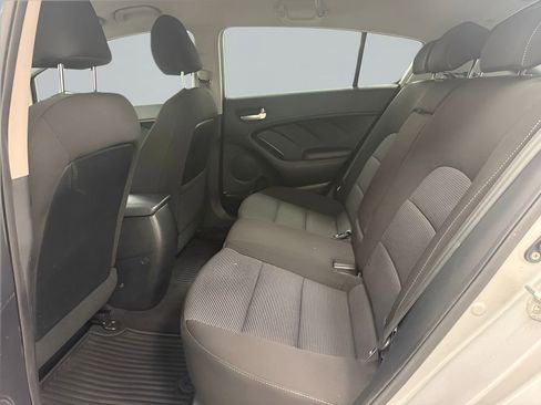 Used 2017 Kia Forte LX w/ LX Popular Plus Package FWD image 13