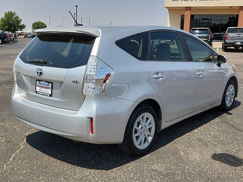 Used 2013 Toyota Prius V Three FWD image 4