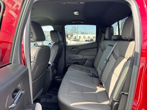 Used 2026 Chevrolet Colorado ZR2 w/ ZR2 Bison Edition image 7