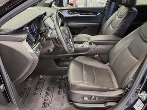 Certified 2025 Cadillac XT5 Premium Luxury image 20
