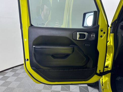 Used 2022 Jeep Wrangler Unlimited Sport AWD/4WD image 25