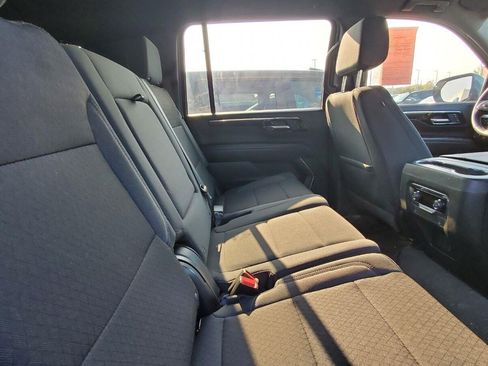 Used 2025 Chevrolet Suburban LS AWD/4WD image 6