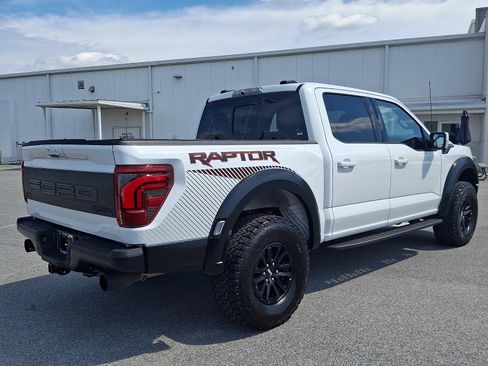 Used 2025 Ford F150 Raptor AWD/4WD image 12