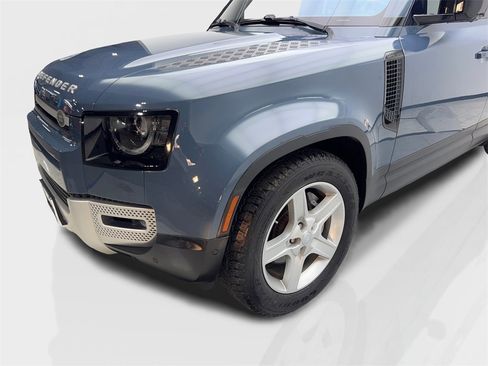 Used 2020 Land Rover Defender 110 SE image 18