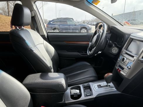 Used 2014 Subaru Outback 2.5i Limited image 10