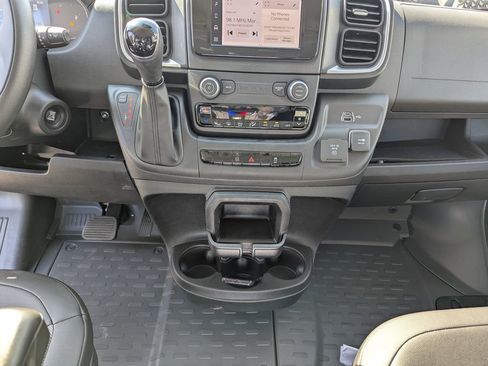 New 2026 RAM ProMaster 1500 w/ Quick Order Package 22G SLT image 25