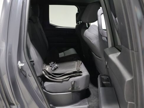 Used 2024 Toyota Tacoma SR5 AWD/4WD image 20