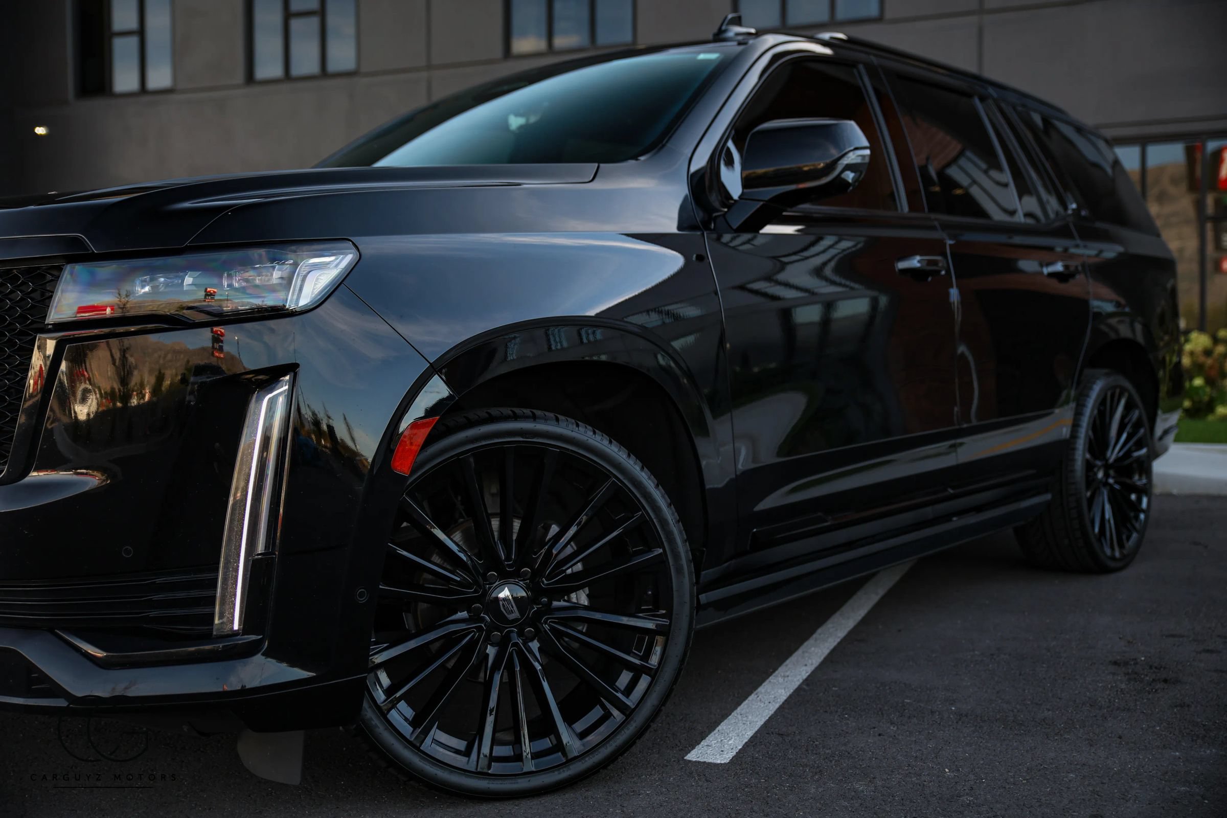 Used 2022 Cadillac Escalade Sport w/ Touring Package AWD/4WD image 5
